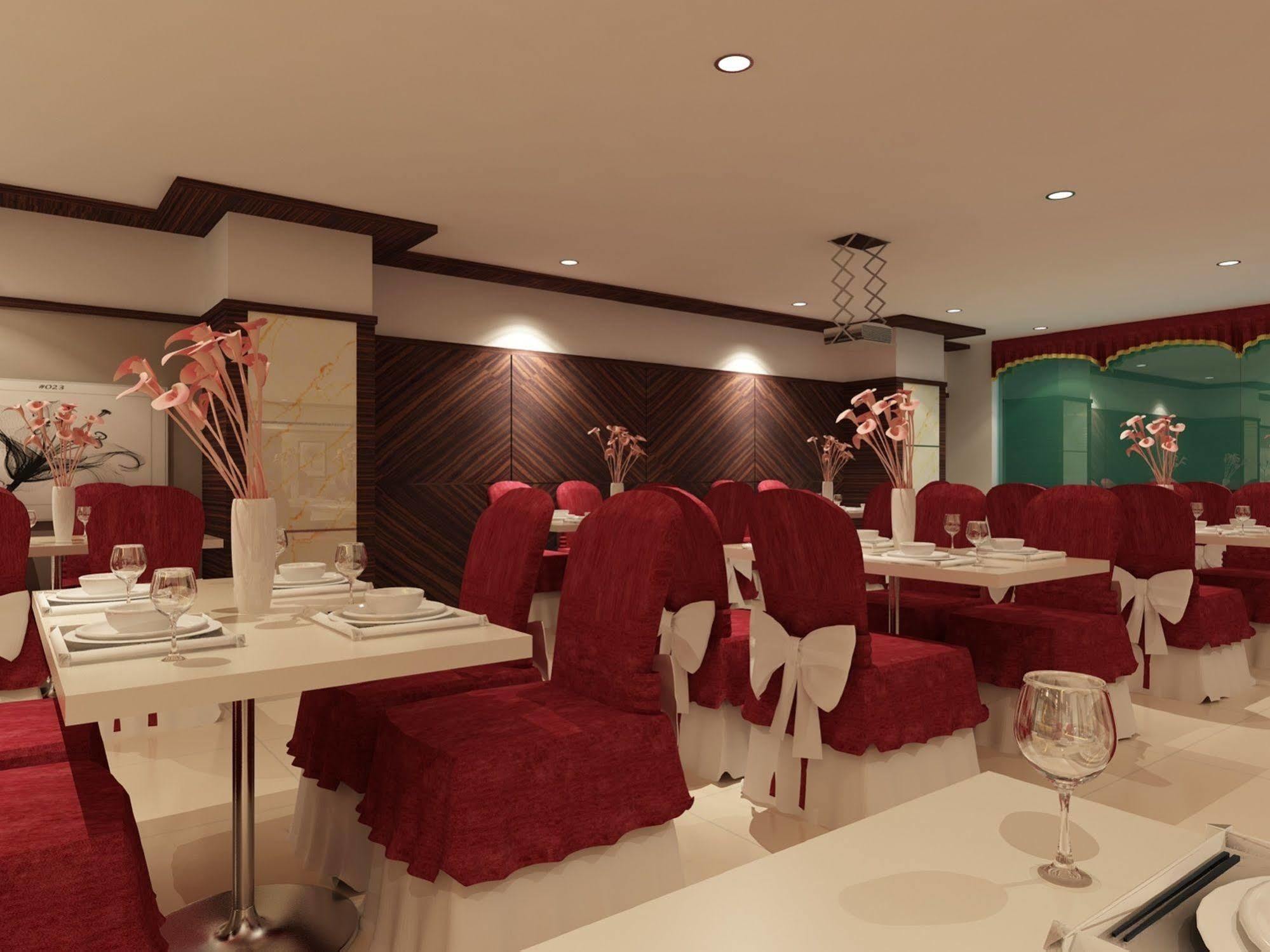 Hallmark Regency Hotel - Johor Bahru Exteriör bild